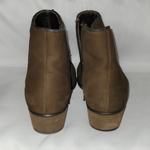 Steve Madden Leather Ankle Boots, (Brown - Size 8) - Picture 3 of 11